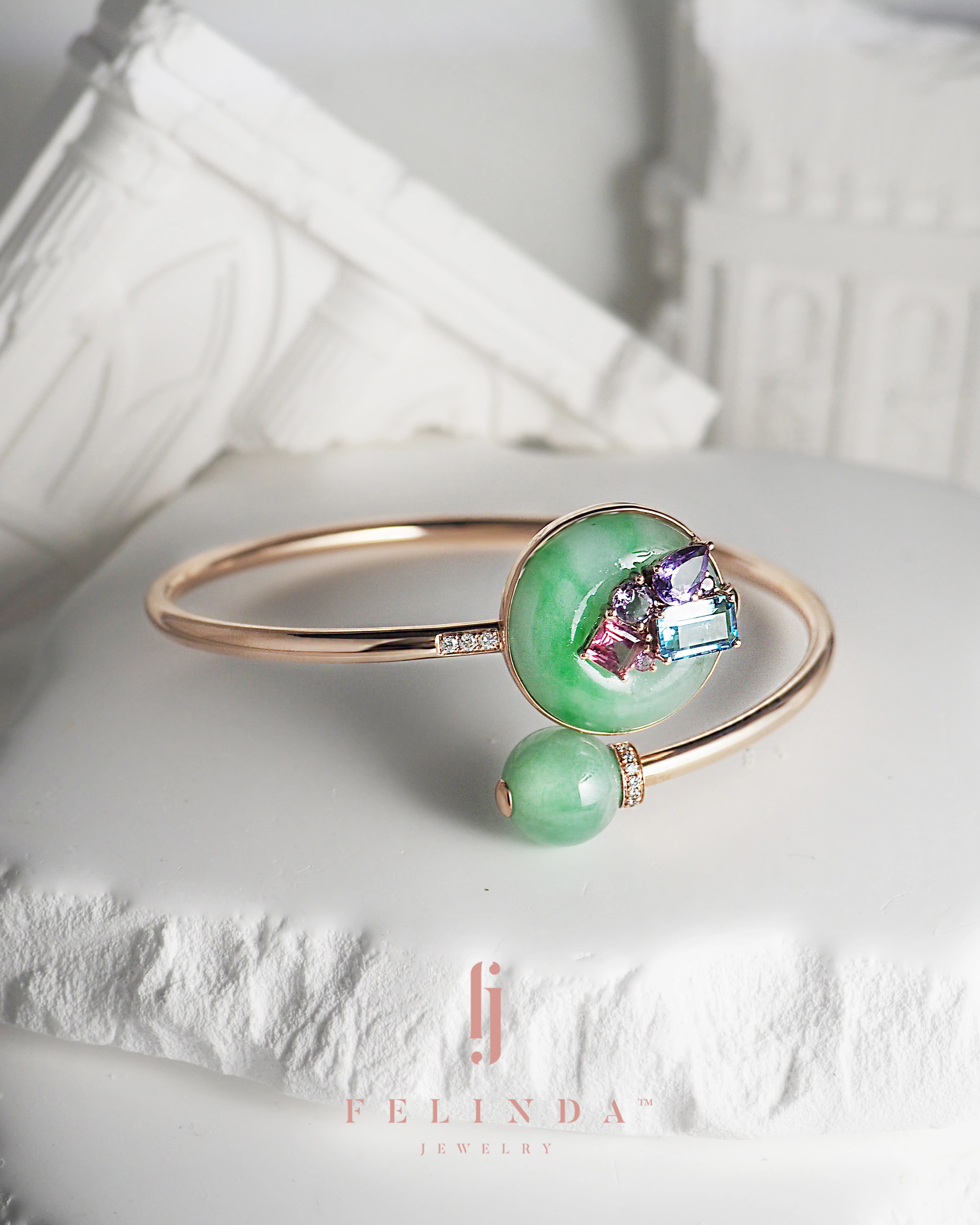 FJ Insta Gemsone Jade Bangle