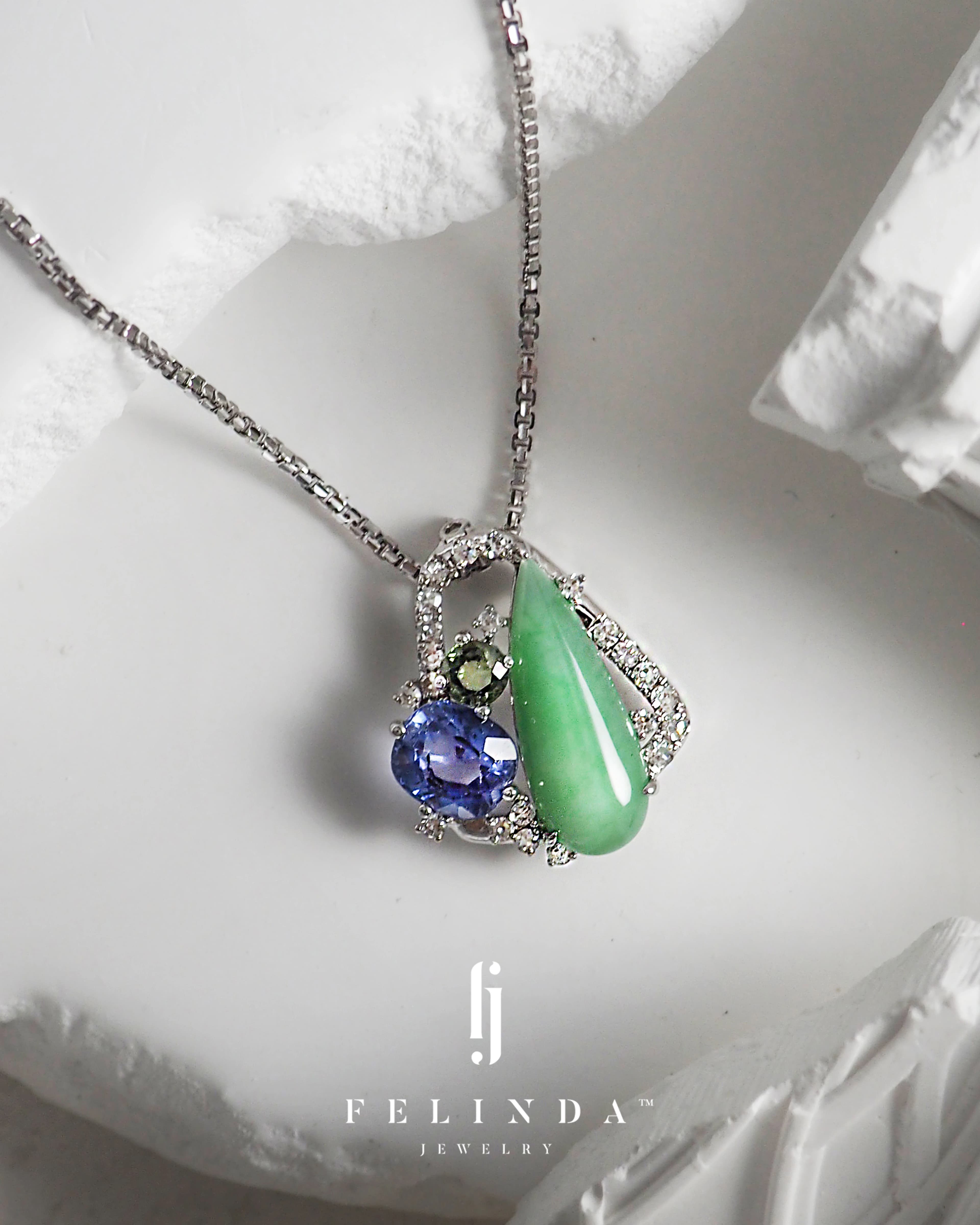 FJ Insta 3 Stone Pendant