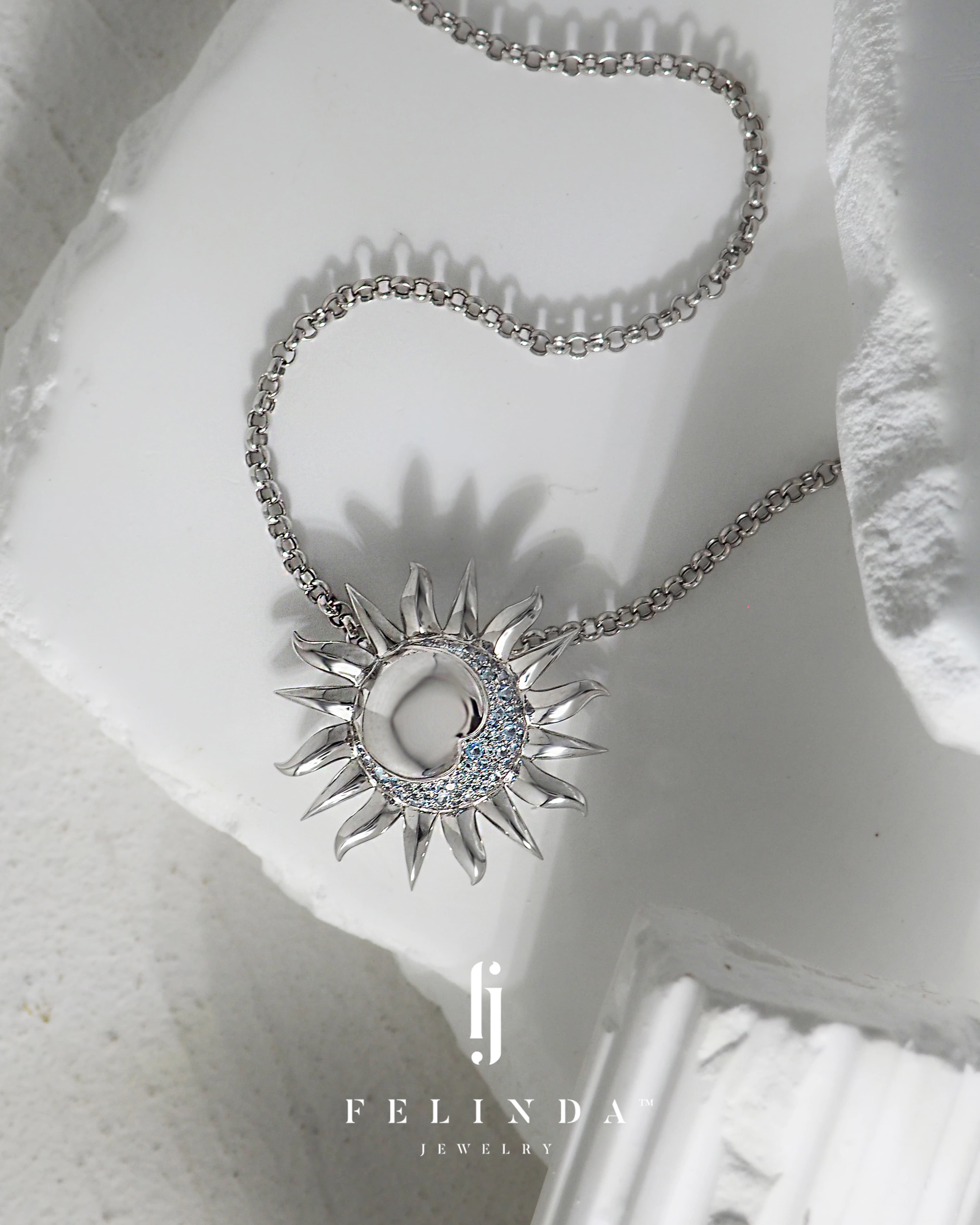 FJ Insta Aquarmarine Sun&Moon Pendant