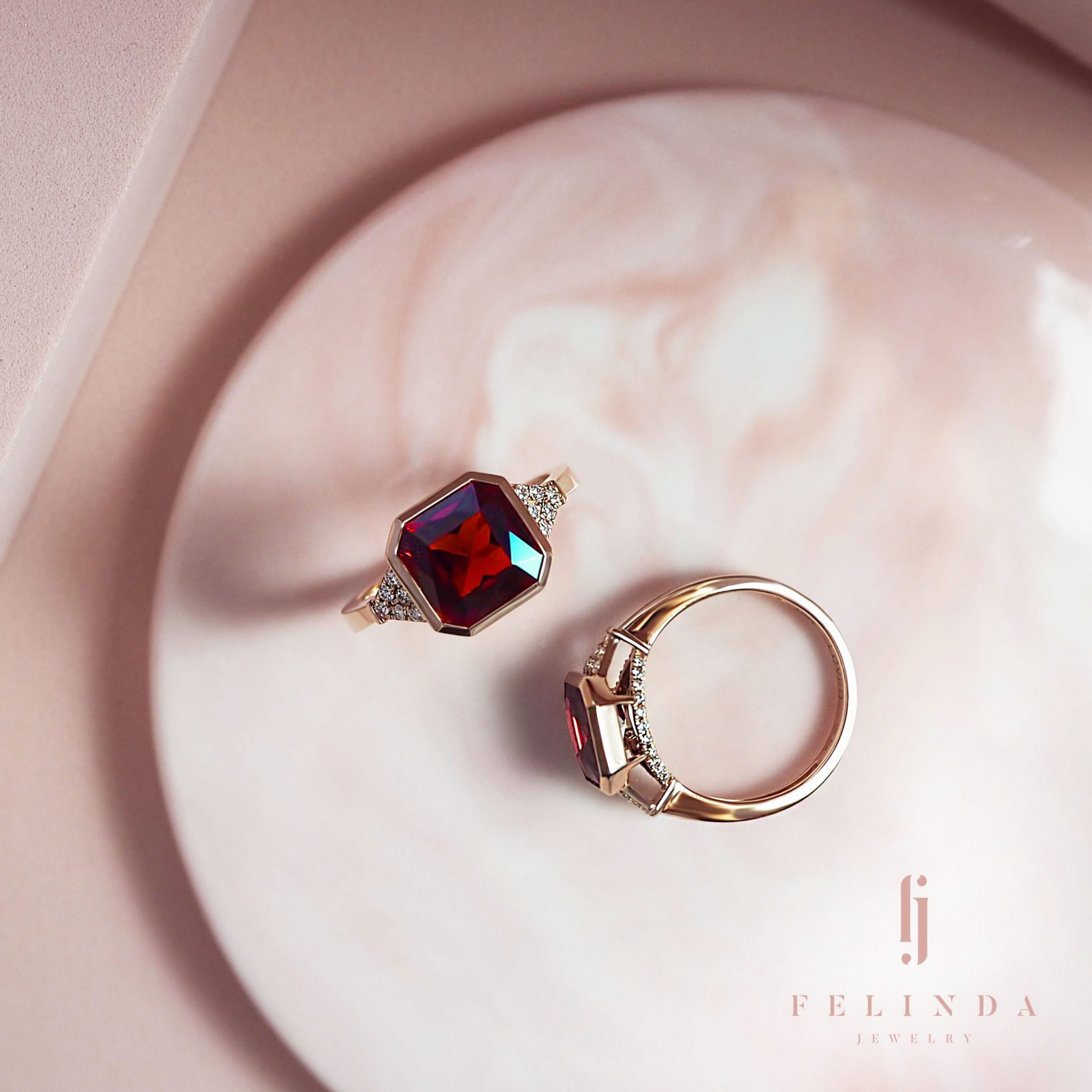 18k Gold with Red Garnet & Diamond Ring