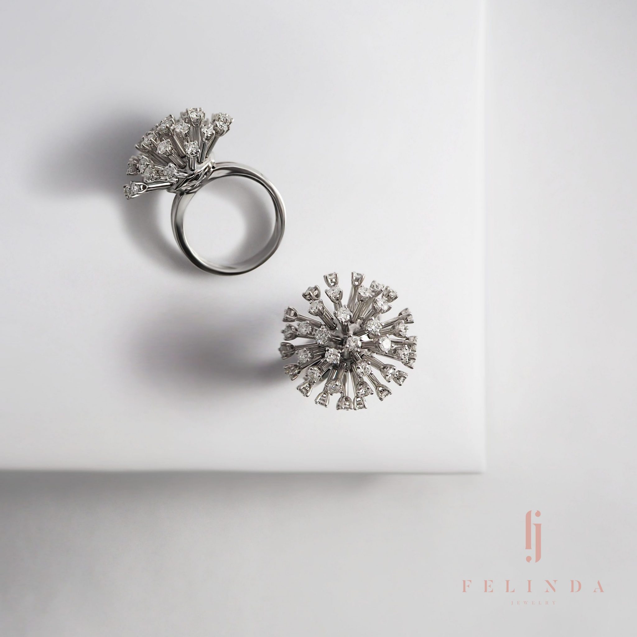 BLISS - 18k Gold Dandelion Diamond Ring