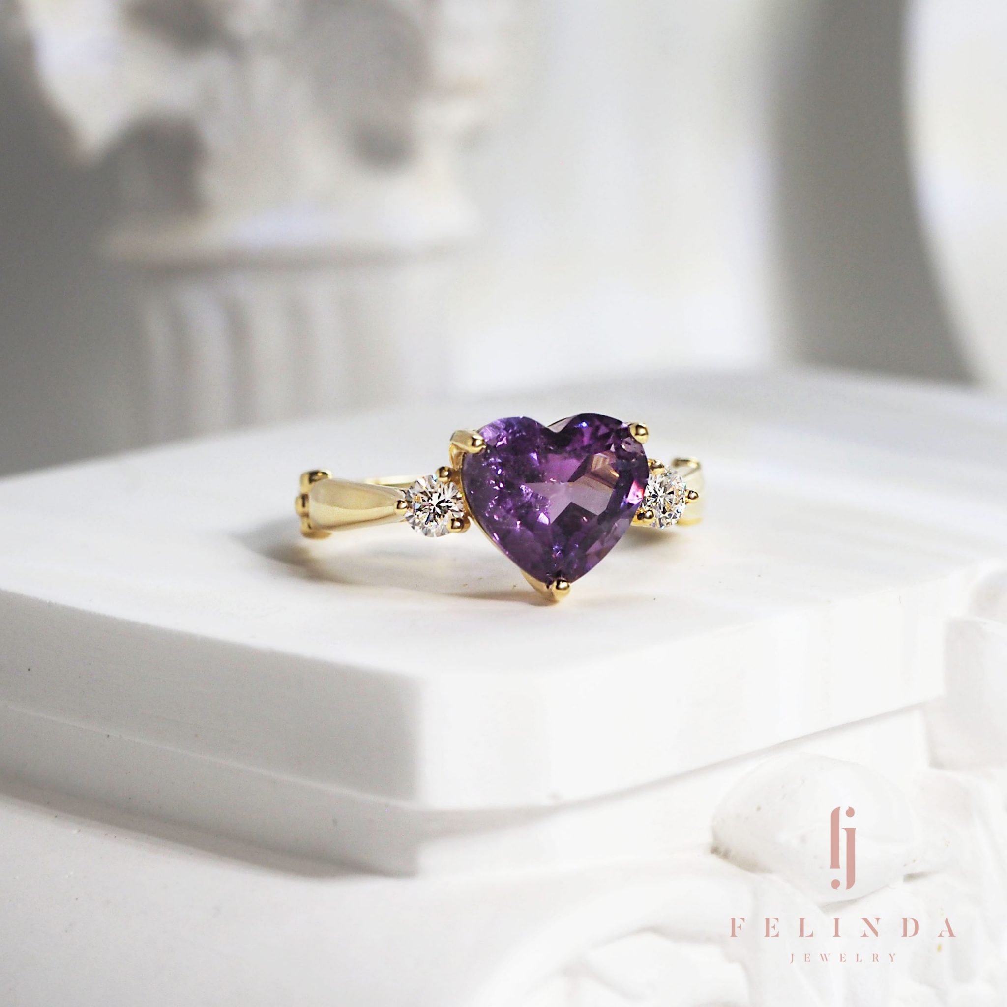 18K Heart Amethyst with Diamond Ring