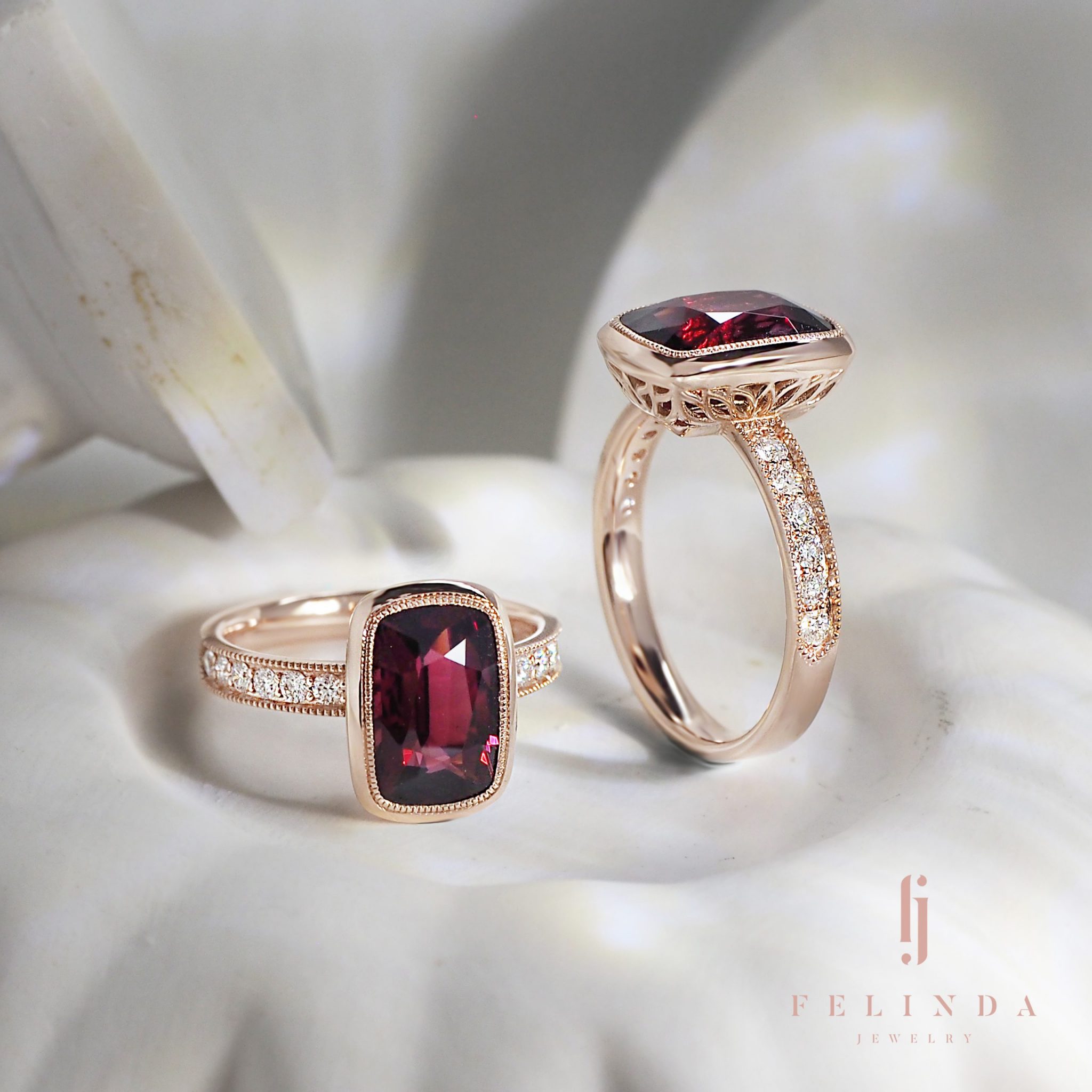 18K Red Garnet Ring