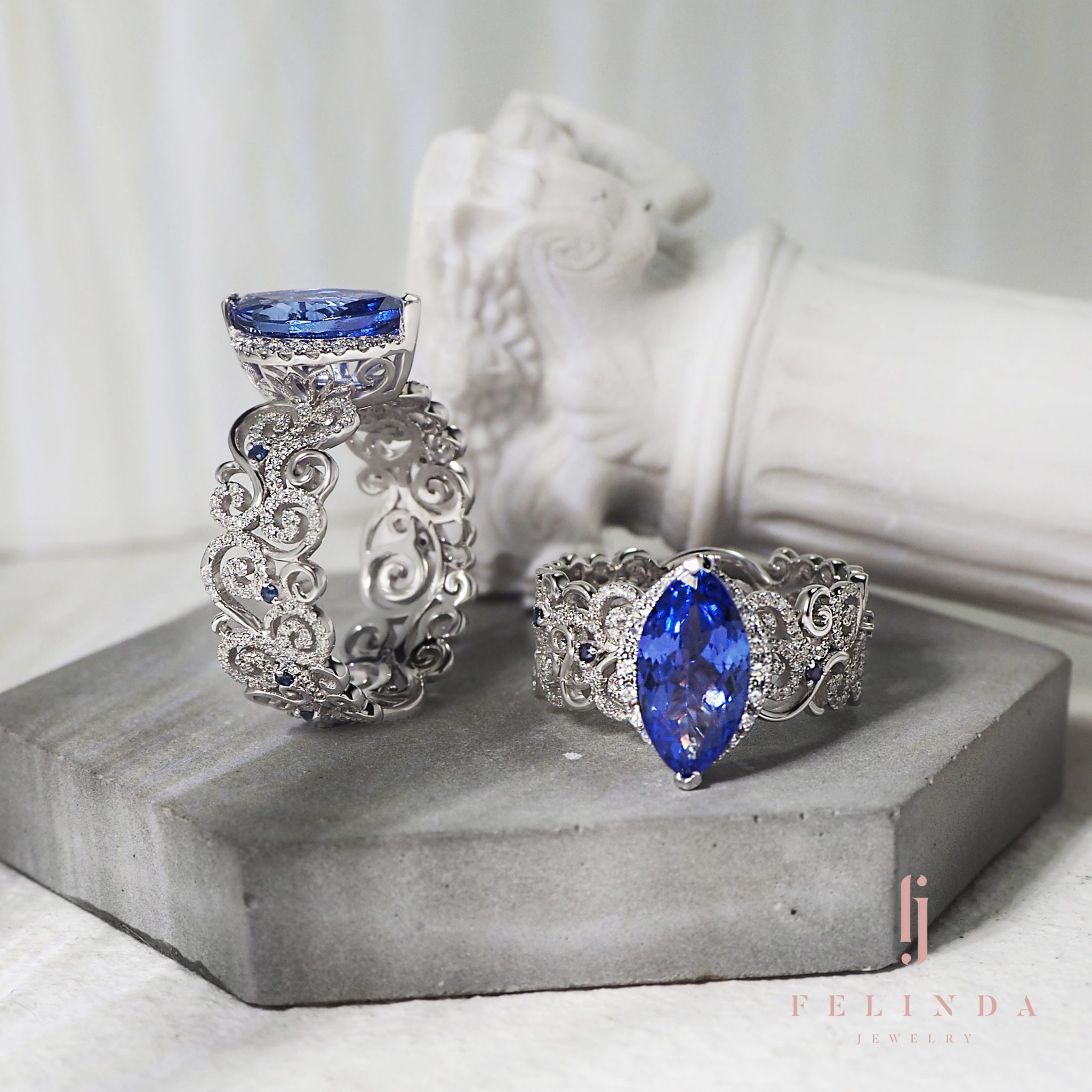 18K Tanzanite Vintage Ring