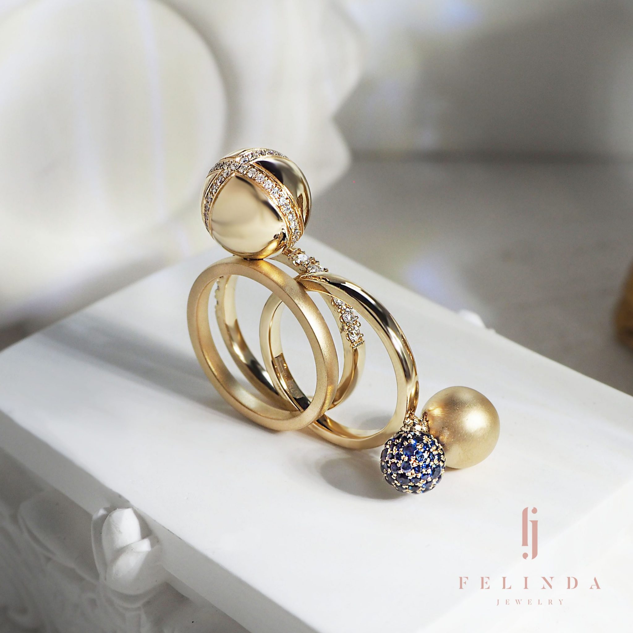 18K Versatile Sapphire and Diamond Ring